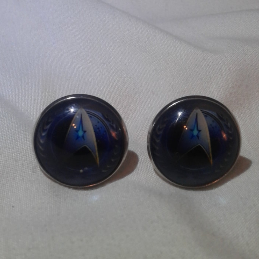 Cufflinks